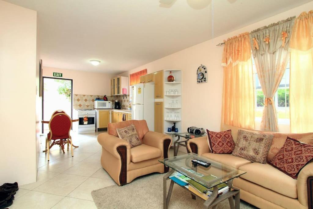 Sungold House Barbados Villa เซนต์ปีเตอร์ ภายนอก รูปภาพ
